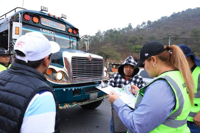 DGT lanza plataforma digital gratuita para renovar licencias de transporte extraurbano