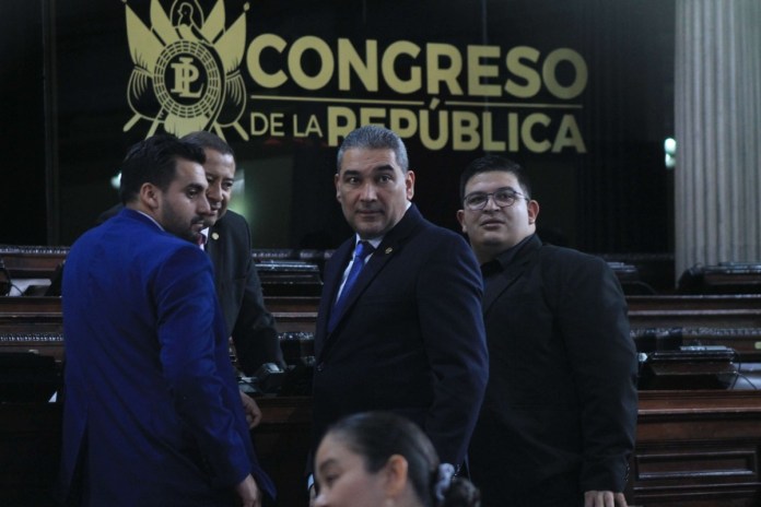 Diputado Luis Aguirre La Fiscalía de Derechos Humanos pide información de los diputados de Cabal, entre ellos Luis Aguirre.