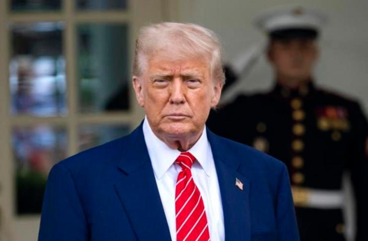 El presidente de Estados Unidos, Donald Trump, dijo este viernes que le parece "apropiado" rebajar a 80 % el actual arancel del 145 %. Foto La Hora: EFE.