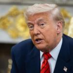 El Tribunal Supremo permitió este lunes al presidente estadounidense, Donald Trump, revocar el programa migratorio que concede un estatus legal temporal en el país. Foto La Hora: EFE Archivo.