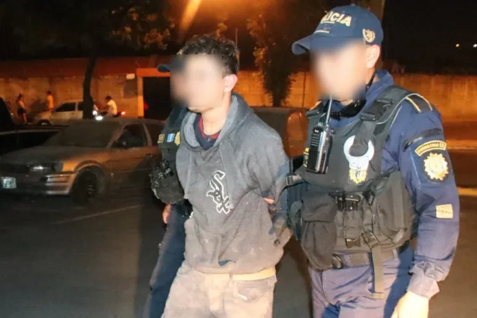 Dos hipotesis PNC Luego de ser capturado por ser el presunto responsable de un ataque armado, la policía indicó que se poseen dos hipótesis detrás del incidente.