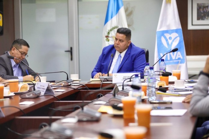 El diputado Edín de Jesús Mejía aparece como independiente. Foto: Congreso de la República.