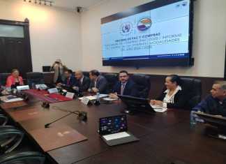 El presidente de EPQ, José Lemus, acudió a una citación en el Congreso. Foto: La Hora