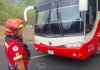 El conductor de un bus de  ruta hacia Nicaragua ha sido atendido tras ser victima de un ataque armado mientras este circulaba kilómetro 9 ruta El Salvador.