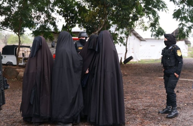 Cuatro menores de edad fueron localizados en Santa Rosa. Foto La Hora: MP