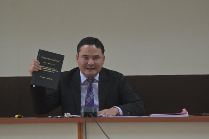 El juez Fredy Orellana también conoció el caso contra el periodista Jose Rubén Zamora. Foto: La Hora / Fabricio Alonzo.