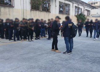MP realiza cuatro allanamientos en busca de indicios por microbús sustraído del parque de la SAAS.