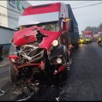 Colisión entre dos cabezales hace colapsar el tráfico en la ruta CA-9 hacia la ciudad capital desde horas de la madrugada.