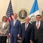 Delegación de Guatemala con el Representante Comercial de EE. UU.; Gabriela García, Jameson Greer, Carlos Ramiro Martínez, Hugo Beteta.