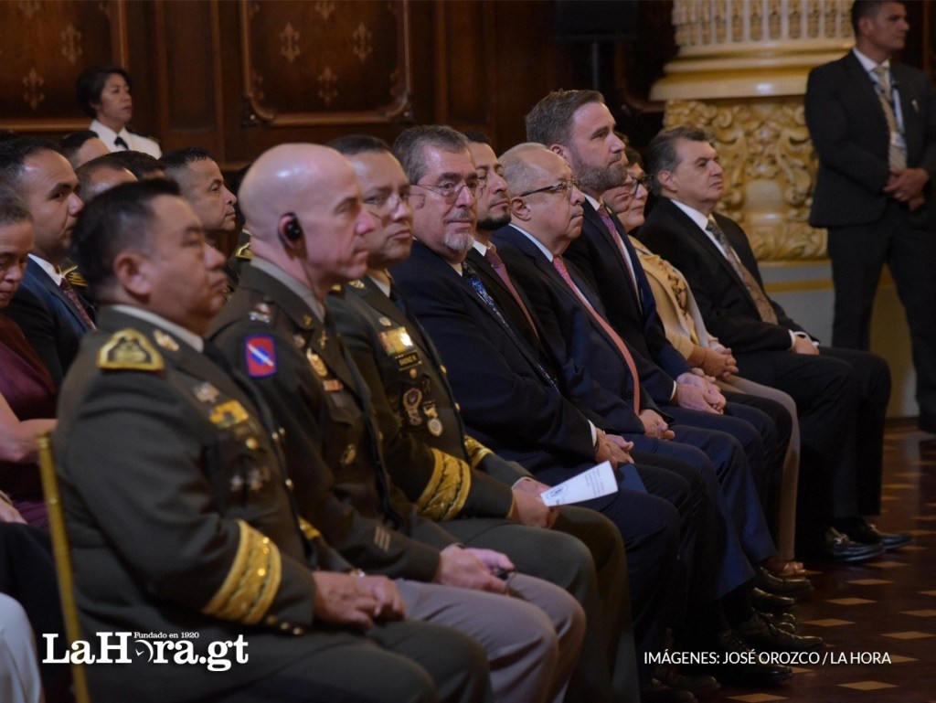 Guatemala y Estados Unidos firmaron un acuerdo en el Palacio por la modernización de Puerto Quetzal.