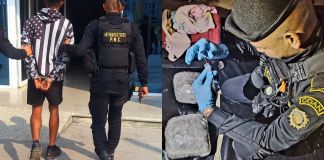 Hombre capturado en Retalhuleu por transportar bolsas de marihuana. Foto La Hora: PNC