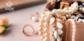 Aprende a organizar tu joyería con estos 5 trucos para evitar enredos y mantenerla siempre en orden.