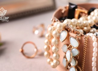 Aprende a organizar tu joyería con estos 5 trucos para evitar enredos y mantenerla siempre en orden.