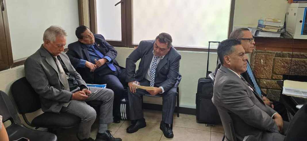 El 17 de junio se espera conocer la resoluciòn de la Junta de Disciplina Judicial sobre cuatro jueces de Alta Verapaz. Foto La Hora: Sergio Osegueda