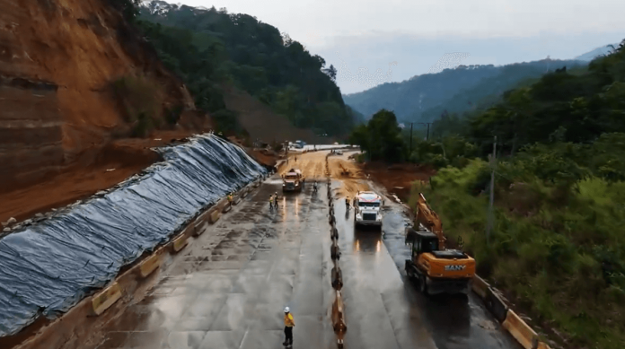 Medida de Bukele para aliviar tránsito por trabajos en una carretera genera críticas en redes sociales Los Chorros MOP
