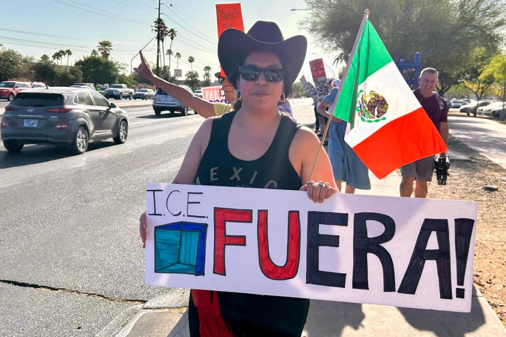 La rápida respuesta de los defensores de los inmigrantes y de la comunidad en Tucson fue fundamental para que la guatemalteca y su bebé recién nacida fueran liberadas. Foto La Hora: EFE.