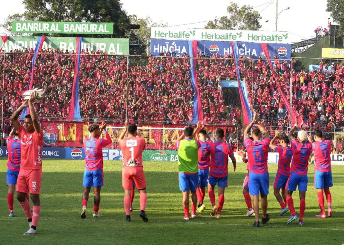 Municipal (1) Antigua GFC y los Rojos del Municipal se enfrentarán en la gran final del Torneo Clausura 2025. Foto La Hora: Oficial X Municipal.