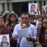 Organizaciones civiles anuncian asamblea permanente articulada a los 48 Cantones de Totonicapán, Pedro Camajá, director de Fundebase al micrófono