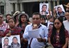 Organizaciones civiles anuncian asamblea permanente articulada a los 48 Cantones de Totonicapán, Pedro Camajá, director de Fundebase al micrófono