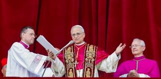 El Papa León XIV lamentó este viernes que en la actualidad "son muchos los contextos en los que la fe cristiana se considera un absurdo, algo para personas débiles y poco inteligentes", Foto La Hora: EFE.