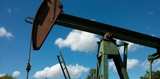 Precios del petroleo se proyectan a la baja Como afectara en Guatemala