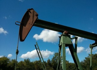 Conflicto en Medio Oriente dispara los precios del petróleo, Banguat explica situación para Guatemala