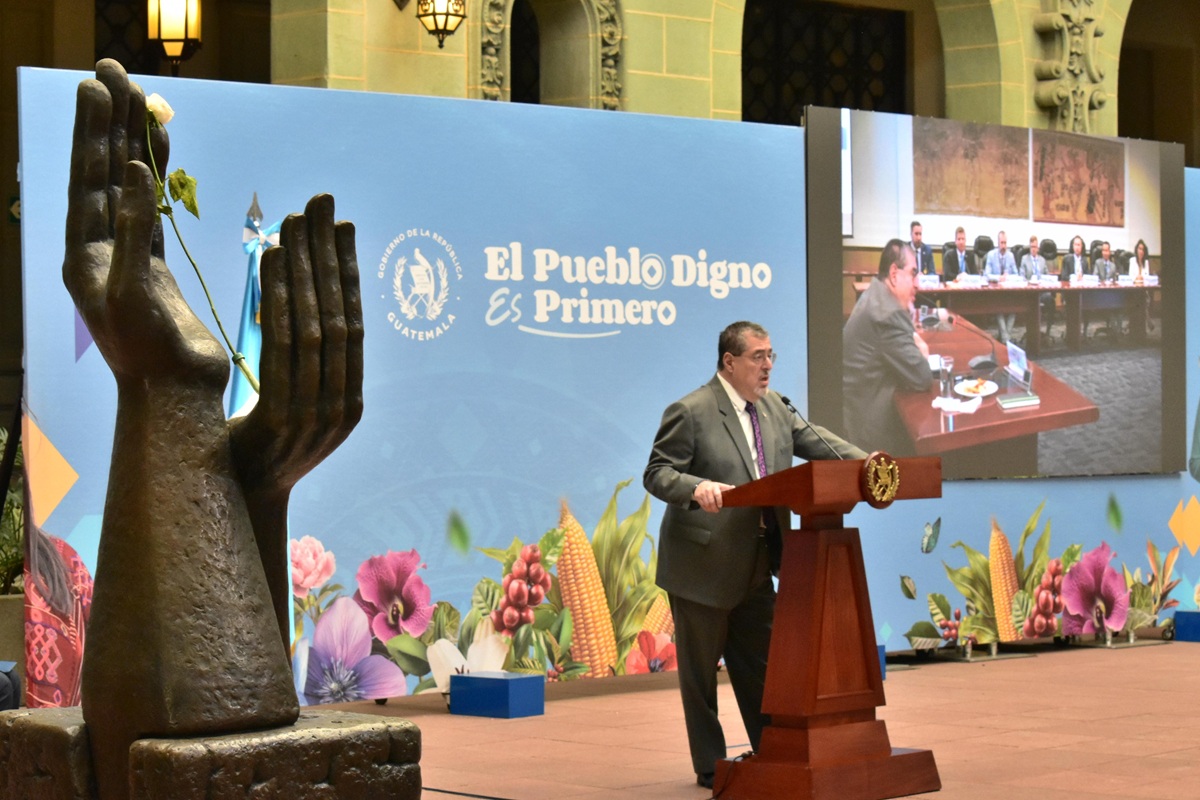 Presidente Bernardo Arévalo sobre remoción de la fiscal general, la cual estaría a interpretación jurídica de la Corte de Constitucionalidad.