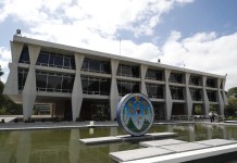 Sala suspende elección de representante del CANG ante el CSU por estar fuera del plazo Rectoría de la Universidad de San Carlos de Guatemala. Foto La Hora: Archivo La toma de decisiones durante la gestión de Walter Mazariegos ha sido cuestionada, desde su elección en mayo de 2022. Foto: La Hora/Archivo