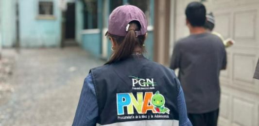 PGN rescato al menor junto a su hermana adolescente luego de una trifulca en la zona 3 de Mixco. Foto La Hora: OMPNA de Mixco