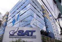 Debido al asueto a los empleados de la SAT, el 2 de enero de 2026 la entidad no cobrará multas e intereses en el pago de impuestos. Foto: La Hora