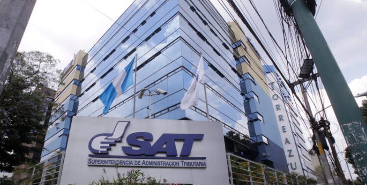 La CC suspendió provisionalmente la resolución de la SAT. Foto La Hora: SAT