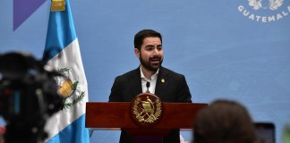 El secretario de Comunicación Social de la Presidencia, Santiago Palomo, sobre la labor de las comadronas, así como recordar el Día Nacional de la Comadrona este 19 de mayo