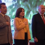 Viceministro de Recursos Naturales, Edwin Castellanos; vicepresidenta Karin Herrera; y embajador de la Unión Europea en Guatemala, Thomas Peyker.
