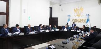 La comisión de Relaciones Exteriores discutió con personal de Cancillería por el acuerdo gubernativo 65-2025. Foto: Congreso