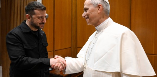 El papa León XIV ha recibido este domingo en una audiencia en el Vaticano al presidente de Ucrania, Volodímir Zelenski. Foto La Hora: EFE