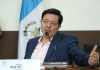 El presidente de la comisión de Finanzas, Julio Héctor Estrada, argumenta que cambiar la mesa de trabajo que preside sería un mal precedente en el Congreso. Foto: Organismo Legislativo