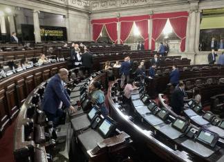 Pocos diputados acudieron a las plenarias del Congreso este jueves 22 de mayo. Foto: La Hora / José Orozco