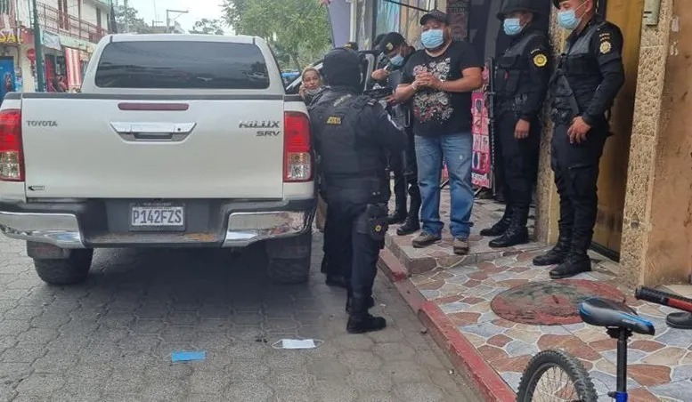 Extinguen vehículo de “Passport”, acusado de narcotráfico en Estados Unidos
