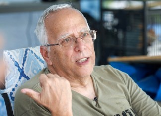 John Prevost, hermano del Papa León XIV. Foto La Hora: EFE/EPA/CRISTOBAL HERRERA-ULASHKEVICH