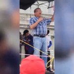 Joviel Acevedo durante un discurso frente al Palacio Nacional de la Cultura. Foto La Hora: Redes sociales