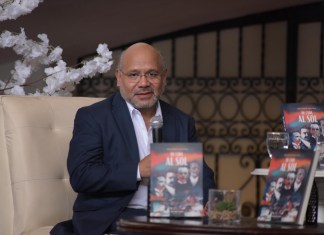 El escritor guatemalteco dijo que este es uno de los episodios importantes de la historia del país. Foto La Hora. José Orozco.