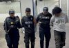 La Policía Nacional Civil (PNC), capturaron a dos presuntos motoladrones quienes fueron sorprendidos mientras circulaban con una docena de celulares con reporte de robo.