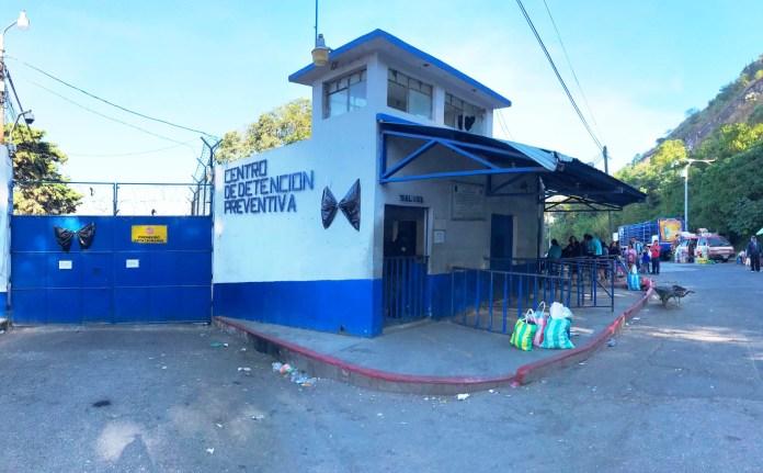 Centro de Detención para Hombres de la zona 18. Foto La Hora: Archivo