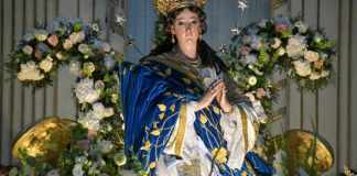 La Inmaculada Concepción del Templo de San Francisco saldrá en procesión esta tarde. Foto La Hora: Cofradía de la Inmaculada Concepción