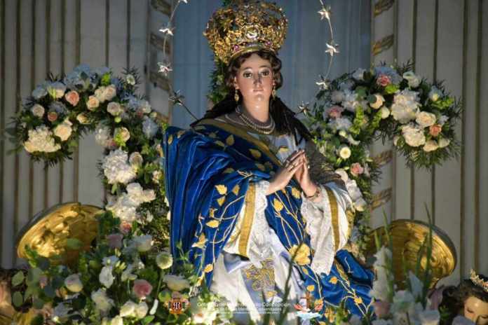 procesion de velas La Inmaculada Concepción del Templo de San Francisco saldrá en procesión esta tarde. Foto La Hora: Cofradía de la Inmaculada Concepción