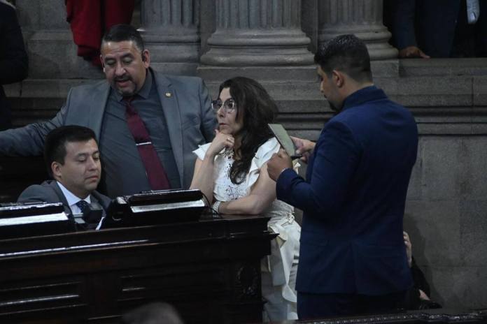 La diputada Shirley Rivera se opone a la eliminación de la reserva del artículo 27 de la Convención de Viena. Foto: Archivo La Hora