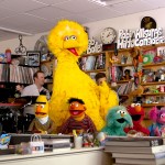 El Tiny Desk de Plaza Sesamo. Foto La Hora: NPR
