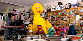 El Tiny Desk de Plaza Sesamo. Foto La Hora: NPR