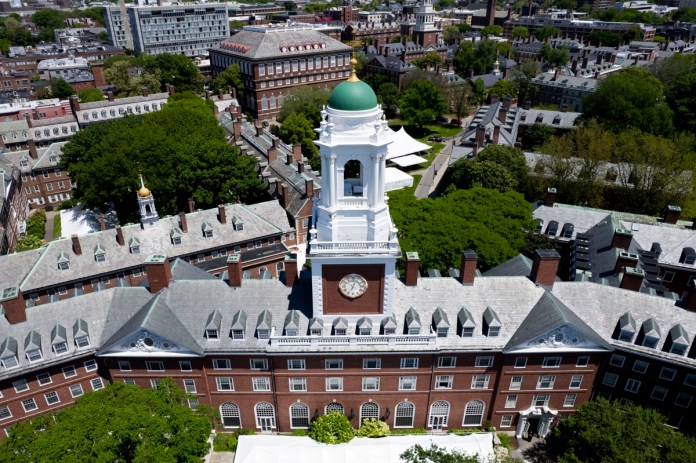 Campus universitario de Harvard en Cambridge, Massachusetts. Foto La Hora: EFE