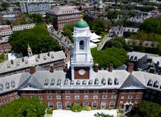 Campus universitario de Harvard en Cambridge, Massachusetts. Foto La Hora: EFE